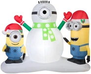 Minions with Snowman Scene
