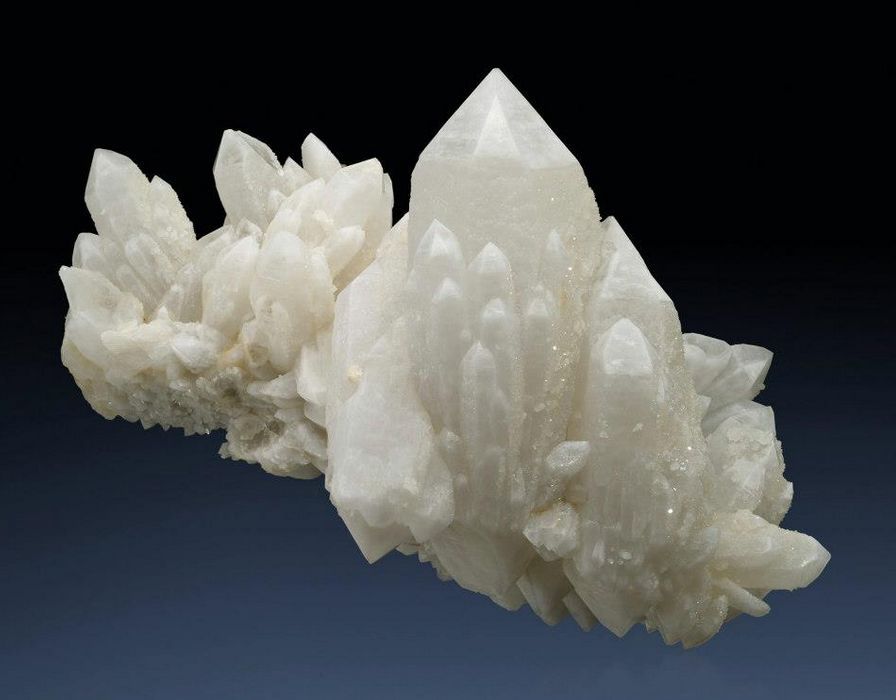 Milky Quartz Gemstone Wiki Fandom Milky Quartz Gemstone Wiki Fandom