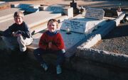 Nana popas loxton grave