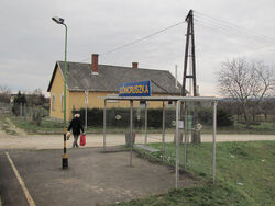 Göncruszka railway station