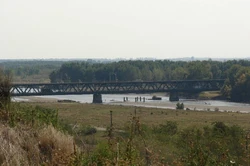 Bridge over the Siret River in Cosmeşti