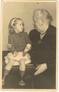 Hendrika in 1950 with her namesake grand-daughter aged 4