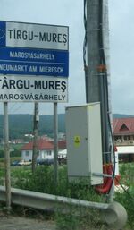 Nameplate of Marosvásárhely cropped