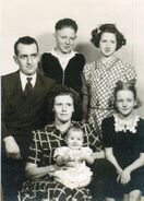 Gerald & Minnie Langeance Family (1944)