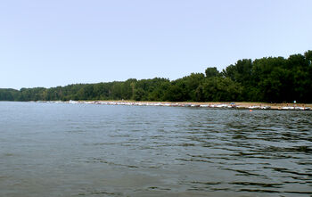 Boaters on Hogback Island