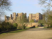 Kenilworth Castle gatehouse landscape