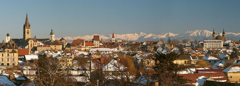 File:Sibiu (Hermannstadt, Nagyszeben) - City Hall.jpg - Wikimedia Commons