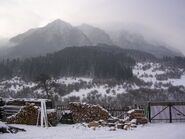 View of the Piatra Craiului mountains from Zărnești