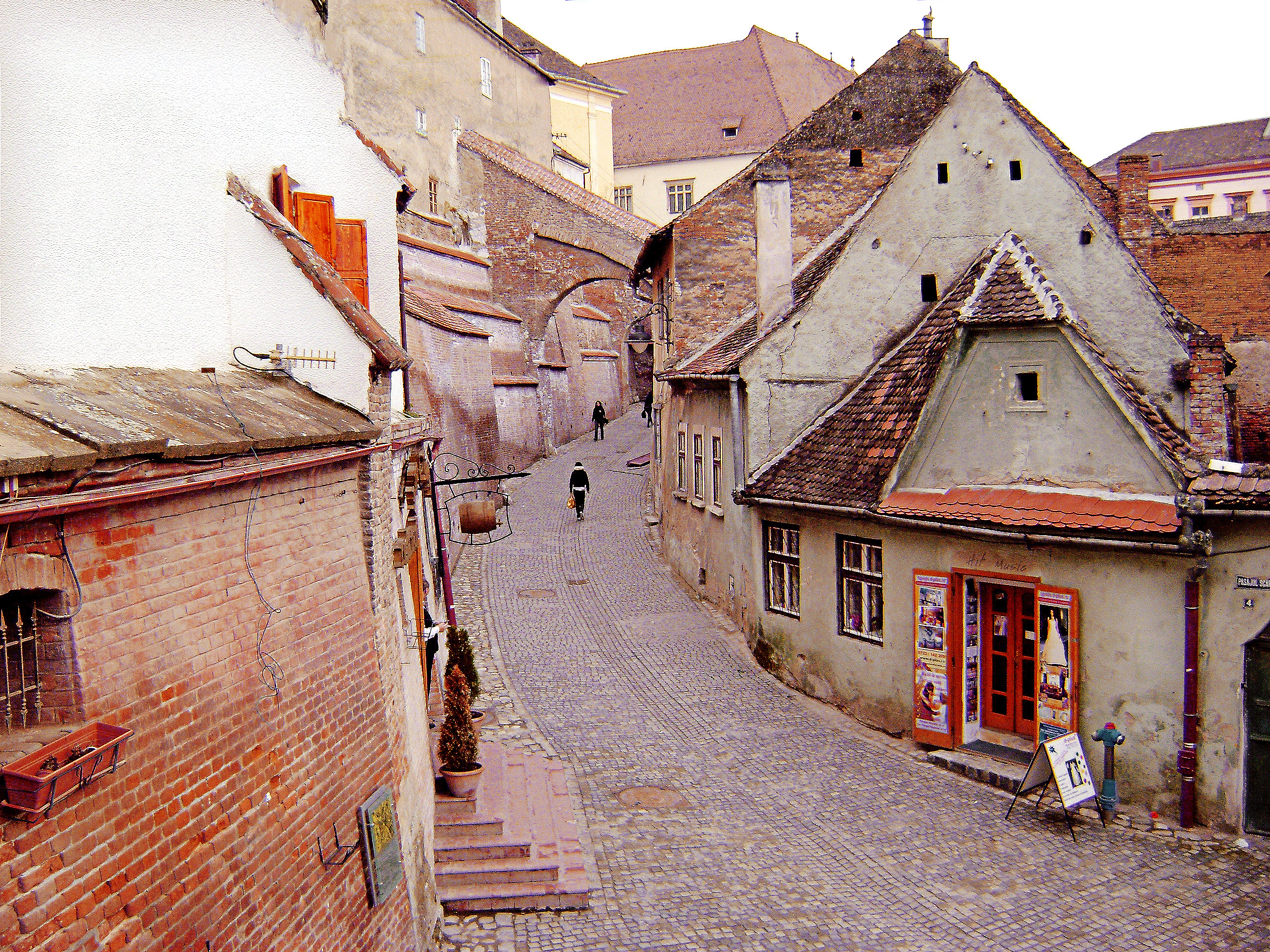 File:Sibiu (Hermannstadt, Nagyszeben) - City Hall.jpg - Wikimedia Commons