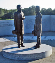 Lincoln and Davis Statue