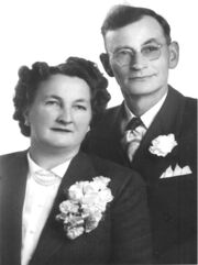 Doris Elizabeth Wilkins Williamson Handegaard and her second husband