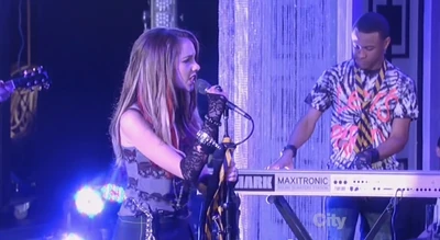 Molly and T.J. perform at the Nurses Ball (2013)