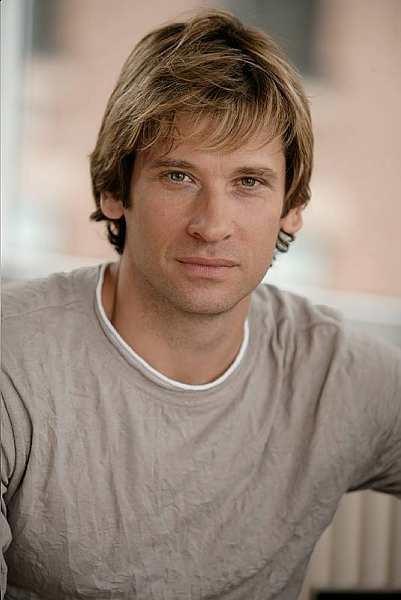 Roger Howarth | General Hospital Wiki | Fandom