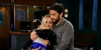 Falconeri family hug