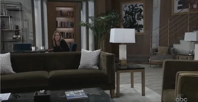 Laura in her home (2021)