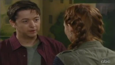 Spinelli asks Ellie out