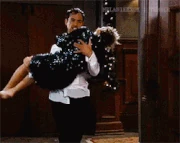 Nikolas saves Ava (2019)