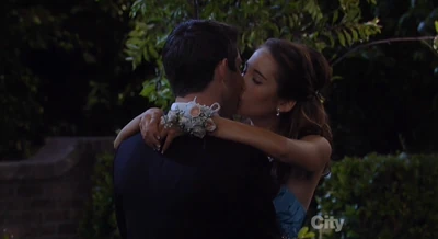 Molly and Rafe kiss