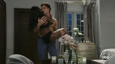 Clothes off (2023)