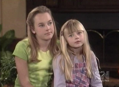 Sisters Maxie and Georgie