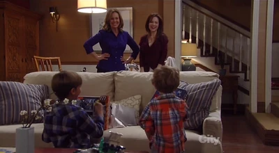 Aiden with his mom, brother and grandma Laura