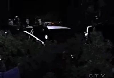 Lucky Spencer, Ric Lansing, the PCPD, and SWAT while Zander holds Emily hostage (2004)