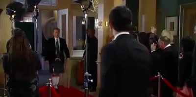 Duke arrives on the red carpet