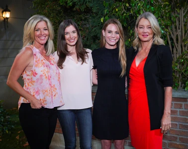 Nina with her daughters Willow and Nelle, plus Carly (2022)