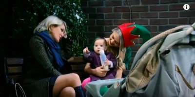 Avery with her mom and sister on Christmas