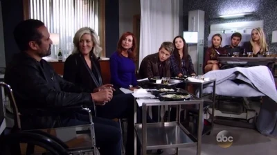 Sakey spend thanksgiving at the hospital with the Corinthos clan, Kiki, and Bobbie