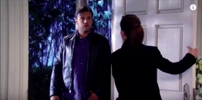 Jason and Elizabeth run into each other at Scrubs wedding