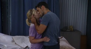 Nathan and Maxie's first kiss