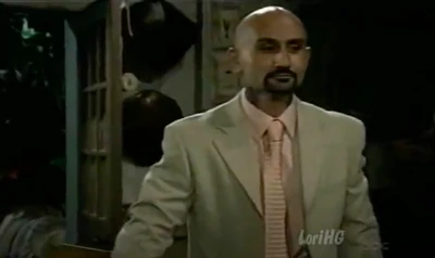 Manny arrives at The Lanai (2005)