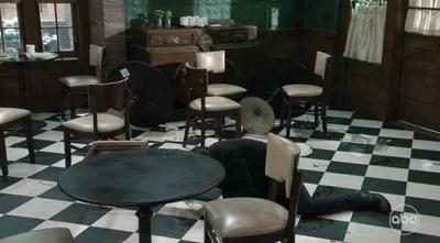 Lucky breaks down at the diner (2024)