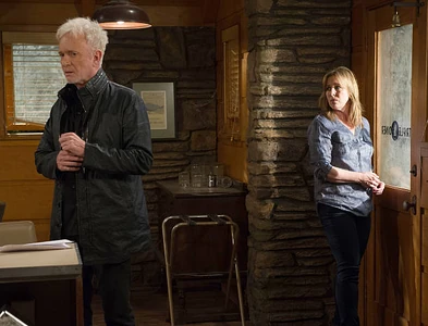 Luke Spencer and Laura Webber inside their diner (2015)