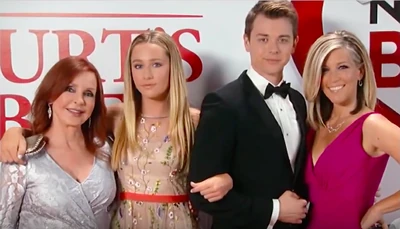 Bobbie, Josslyn, Michael and Carly on the red carpet