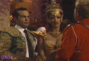 Dressed up for Halloween (2002)