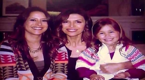 Robin, her mother Anna, and daughter Emma