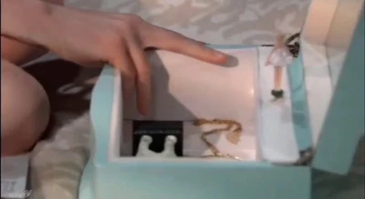 Nelle is revealed to have Nina's half heart necklace