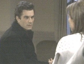 Alexis tells Ric she's pregnant