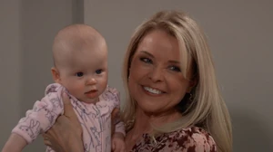 Grandma Felicia and granddaughter Louise (2022)