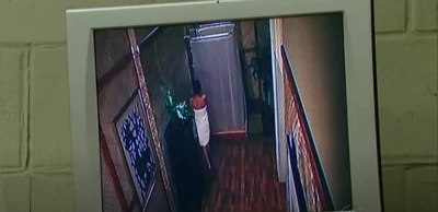 Bathroom on the live feed (2011)