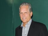 Gregory Chase (Gregory Harrison)