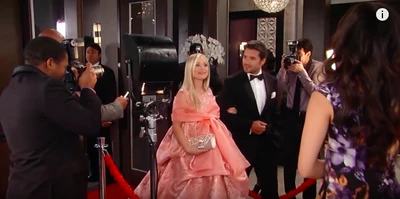 Dante and Lulu arrive on the red carpet