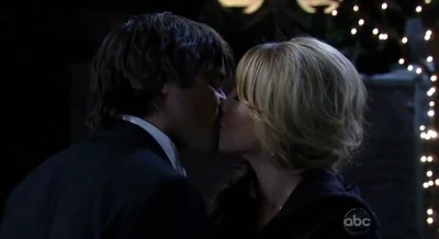 Lulu and Dante get back together (2011)