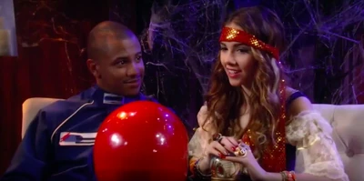 T.J. and Molly talk about sex (2015)