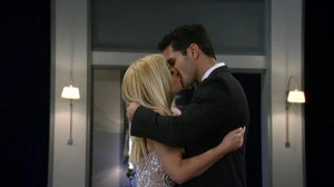 Nathan and Maxie reunite--Maxie's heart belongs with Nathan!!