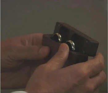 Sonny's "renewal" wedding bands for Carly (2022)
