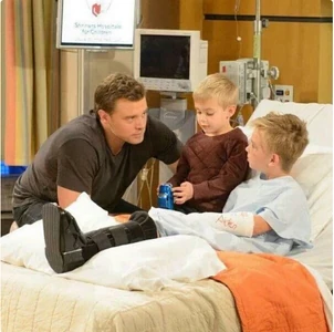 Drew brought his nephew and Jake's brother, Danny Morgan (2016)