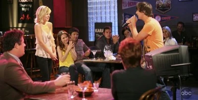 Spinelli serenades Maxie Jake's (2009)